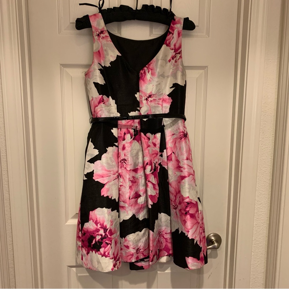 Floral Pink and Black Women’s Dress - Picture 2 of 9